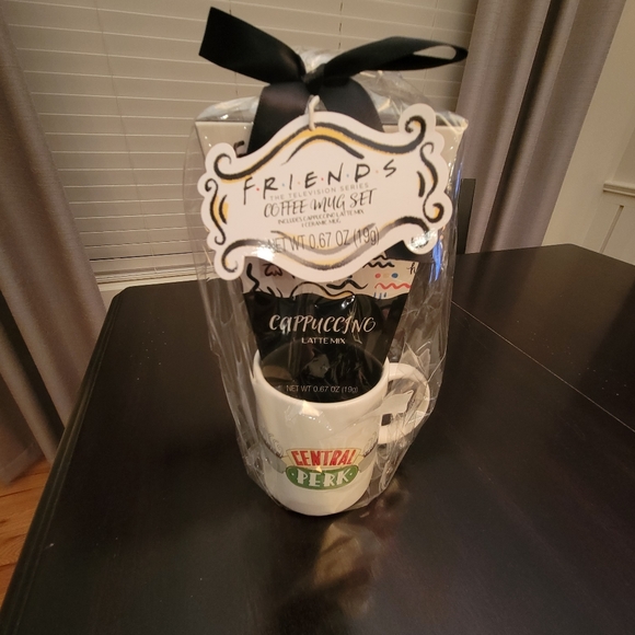 Friends TV Show Gift Set - Picture 11 of 16